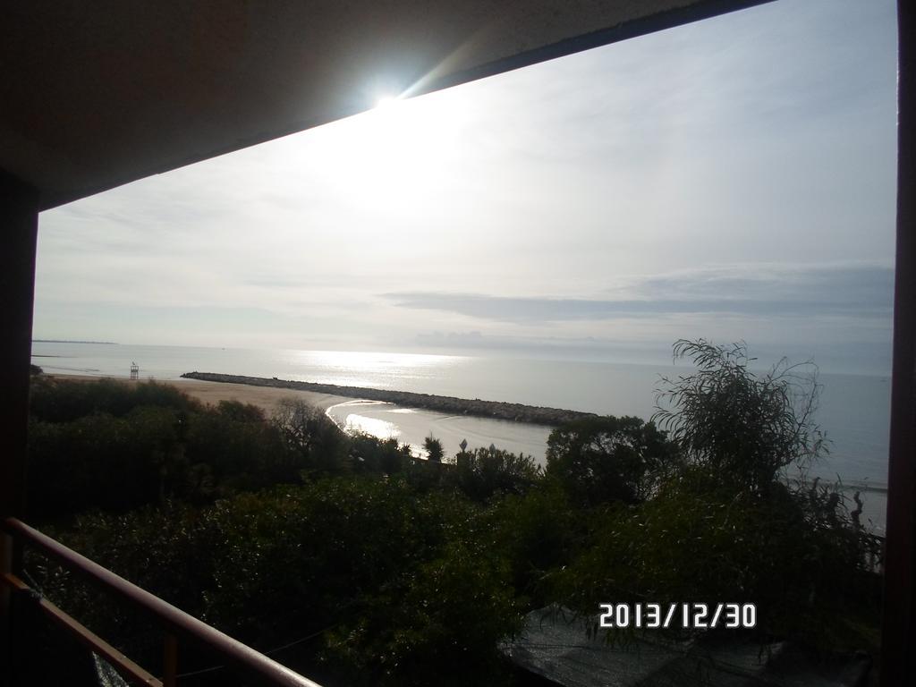 Villa Eva Sul Mare Area "A" بوزالو الغرفة الصورة
