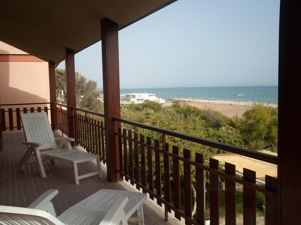 Villa Eva Sul Mare Area "A" بوزالو المظهر الخارجي الصورة